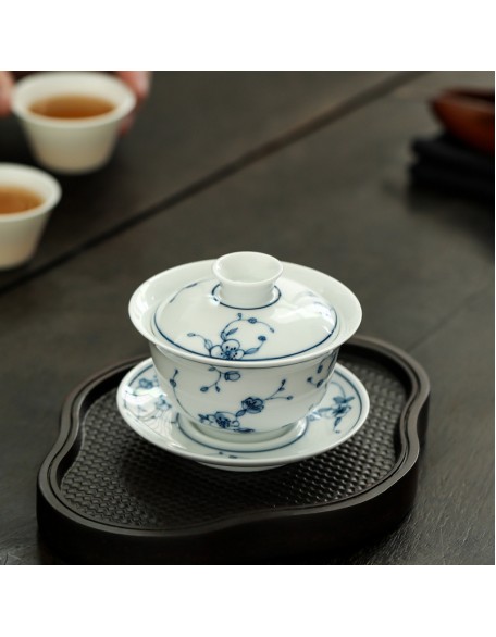 Blue and white porcelain lidded bowl with antique glaze, hand-painted ceramic, San Cai tea set, pure hand-painted plum blossom full color