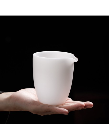 Ice-type jade porcelain white porcelain fair cup household ceramic tea infuser luxury high-end uniform cup gongfu tea set