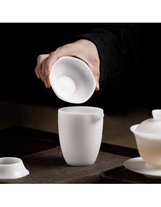 Ice-type jade porcelain white porcelain fair cup household ceramic tea infuser luxury high-end uniform cup gongfu tea set